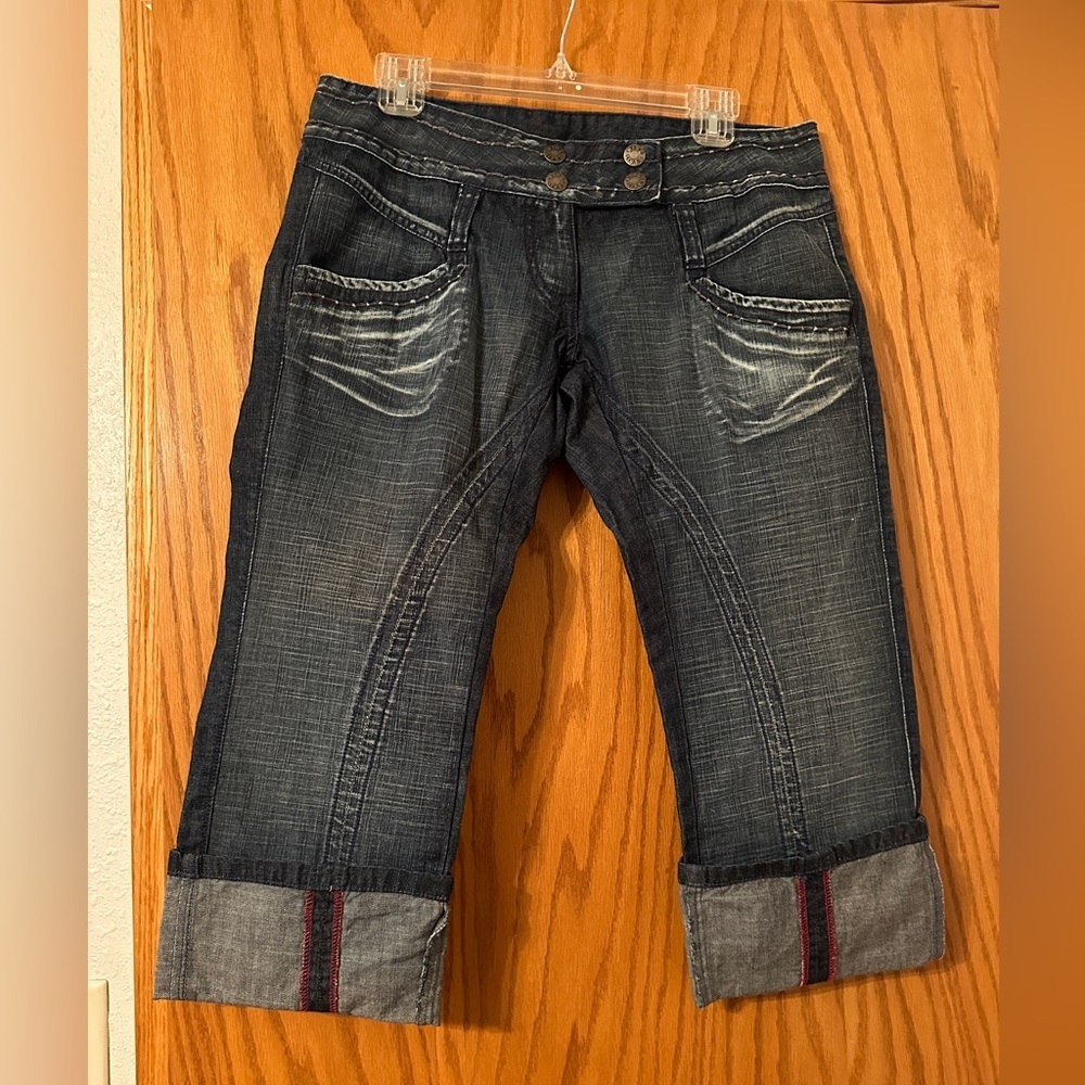 Nine Lives Capri Jeans - NWT - Size 30